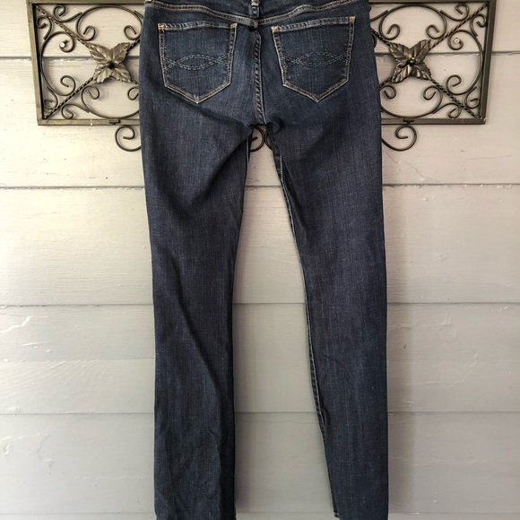 Abercrombie & Fitch Perfect Stretch Jeans W26, L33 - Picture 2 of 6
